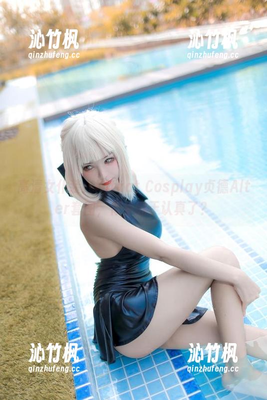 高清女仆装：Kitkat Cosplay贞德Alter套图，似乎过于认真了？